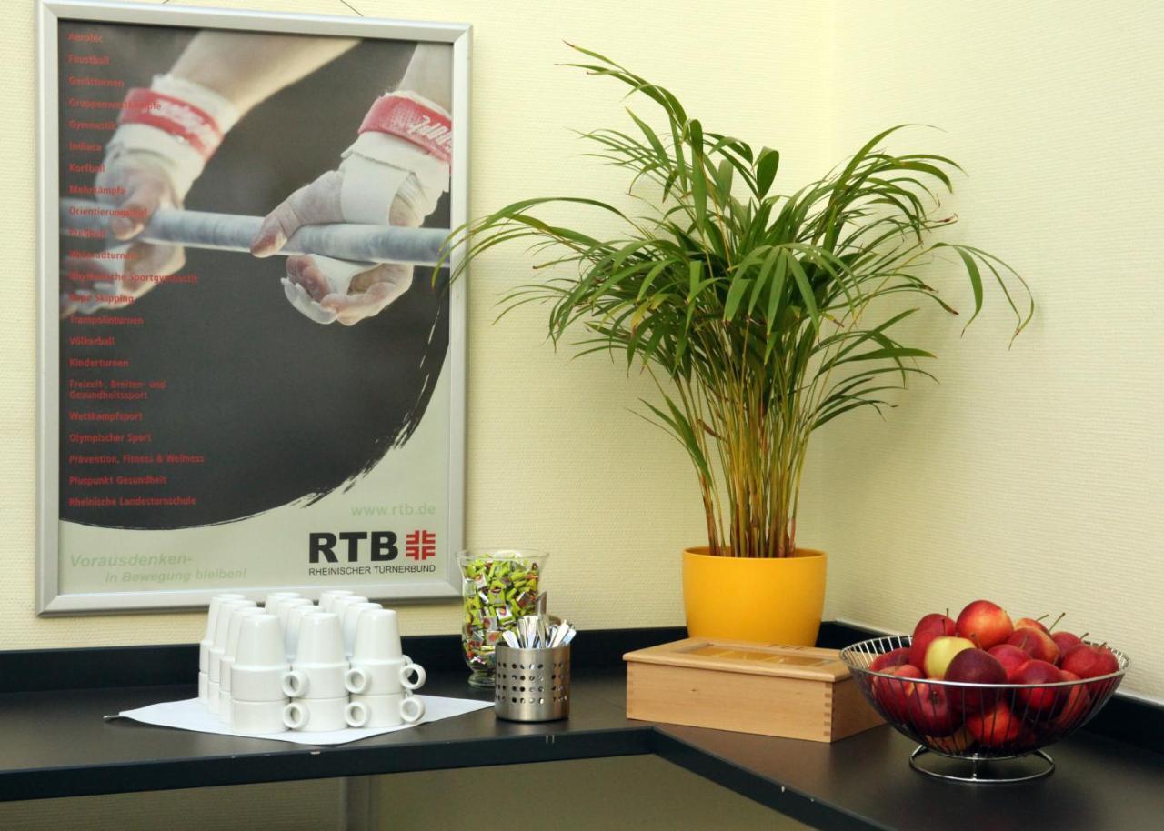 Rtb-Hotel - Sportschule Bergisch Gladbach Exterior foto